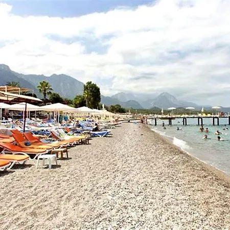 Britannia Hotel 3*